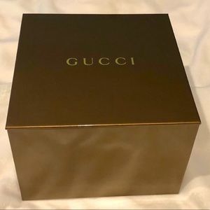 🌟Gucci Gift Box and Bag🌟